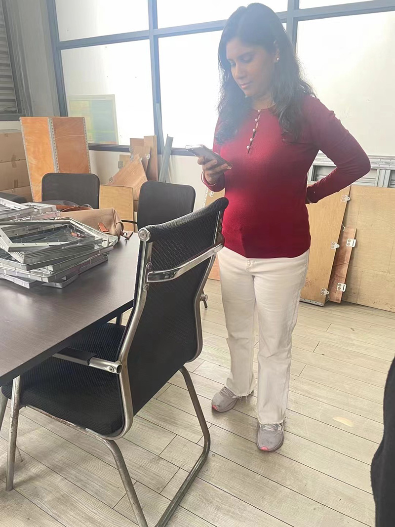 國(guó)外客戶(1)