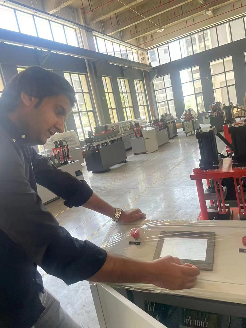 國(guó)外客戶(1) 國(guó)外客戶(1)